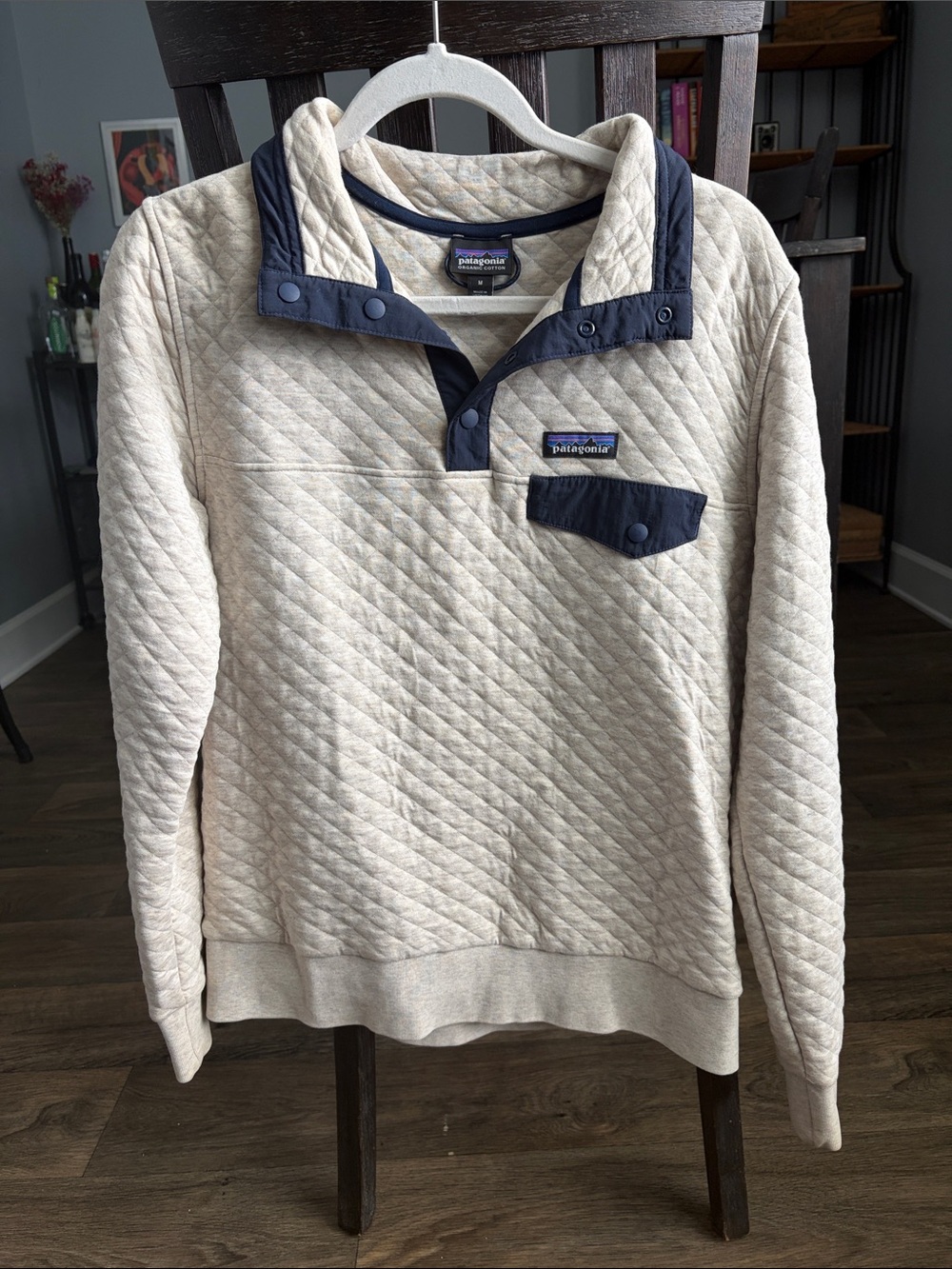 Patagonia Quilted Button Up Collar Pullover Cream w/ Navy Trim and Chest pocket